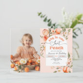 彼女は1つの甘い桃の写真1日の誕生日 招待状 (スタンド正面)