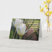彼女は31:25白いチューリップを着ている カード (黄色い花)