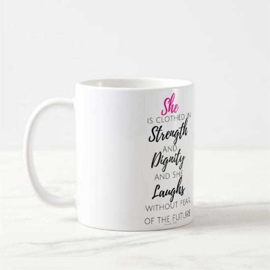 彼女は-諺の31:25着ます マグカップ (左)