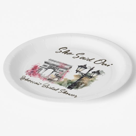 彼女はOui ParisブライダルシャワーParisian Brunchと述べた ペーパープレート (アングル)