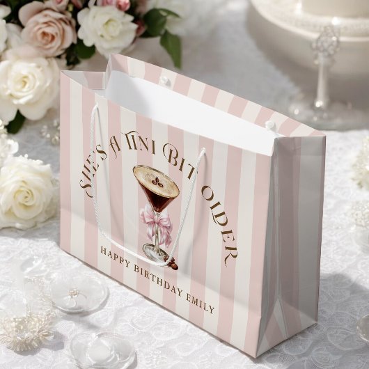 彼女はTiniビット年上エスプレッソMartini誕生日 ラージペーパーバッグ