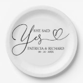 彼女はYesかわいい婚約パーティ ペーパープレート (正面)