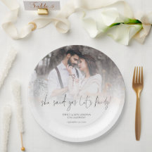 彼女はYesがパーティーフォトオーバーレイ婚約を許可すると述べた