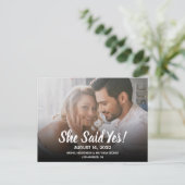 彼女はYesの写真モダンの結婚 案内ポストカード (スタンド正面)