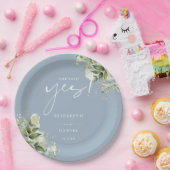 彼女はYesの緑のほこりっぽいブルー婚約パーティと言った ペーパープレート (パーティー)