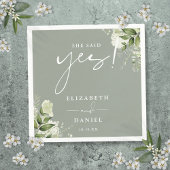 彼女はYesの緑のセージ緑の婚約パーティを言った スタンダードカクテルナプキン