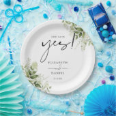 彼女はYesの緑のフローラ婚約パーティを言った ペーパープレート (パーティー)