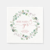 彼女はYesの緑のユーカリブライダルシャワーと言った スタンダードカクテルナプキン (正面)