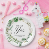 彼女はYesの緑の幾何学的な婚約を言った ペーパープレート (パーティー)