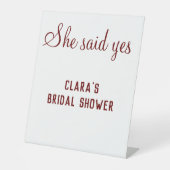 彼女はyesブライダルシャワーパーティー追加の名前文字 台座サイン (正面)