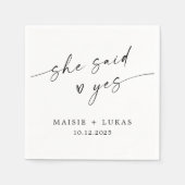 彼女はYesモダン婚約パーティナプキンス スタンダードカクテルナプキン (正面)