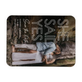 彼女はYes写真の日付を保存 マグネット (横)