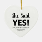 彼女はYes写真カスタム婚約クリスマスと言った セラミックオーナメント (正面)
