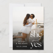 彼女はYes写真モダン婚約発表を述べた (正面)