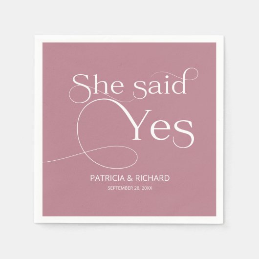 彼女はYes婚約パーティほこりっぽいピンクと言った スタンダードカクテルナプキン (正面)