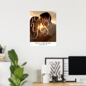 彼女はYes婚約パーティ写真ウェルカムサインを言った ポスター (ホームオフィス)