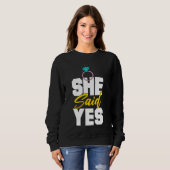 彼女はYes結婚の発表の様子を言った スウェットシャツ (正面フル)