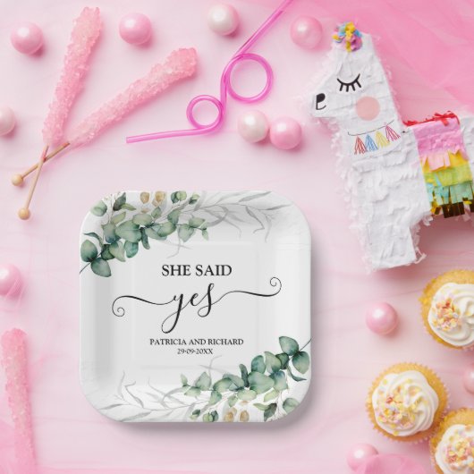 彼女はYes金ゴールドの緑の婚約を言った ペーパープレート (パーティー)