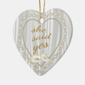 彼女はYes、写真婚約と言った セラミックオーナメント (左)