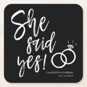 彼女はYes! |婚約パーティスクリプトブラック スクエアペーパーコースター (正面)