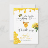 彼女エレガントは彼女のハニービーブライダルシャワーを見つけた サンキューカード (正面)