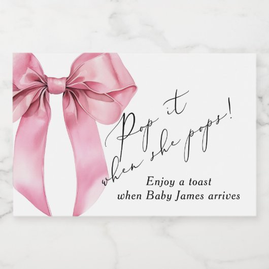 彼女ポップ・アートのがポップピンクの弓ベビーシャワーを浴びる時 スパークリングワインラベル (シングルラベル)