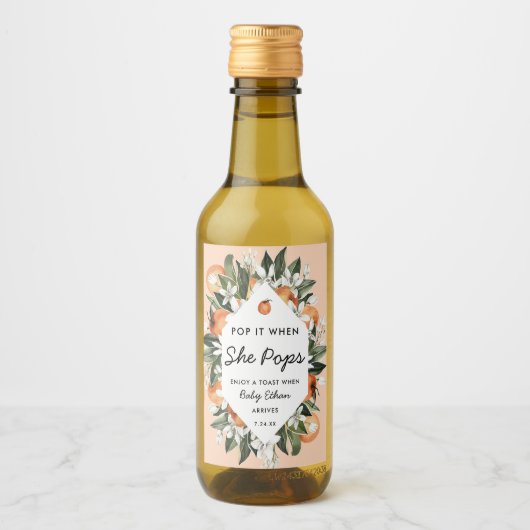 彼女ポップ・アートのが小さなかわいこちゃんの赤ちゃんシャワーをポップするとき ワインラベル (正面)