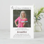 彼女モダンの写真のための73歳の誕生日招待状 招待状 (スタンド正面)