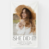 彼女モダンはアーチの卒業写真を撮った 横断幕 (縦)