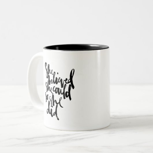 彼女信じはやることができた ツートーンマグカップ (正面左)