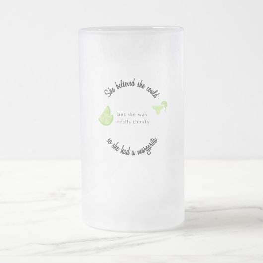 彼女信じはマルガリータを持っていた フロストグラスビールジョッキ (中央)