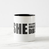 彼女信じは出来た！ ツートーンマグカップ (中央)