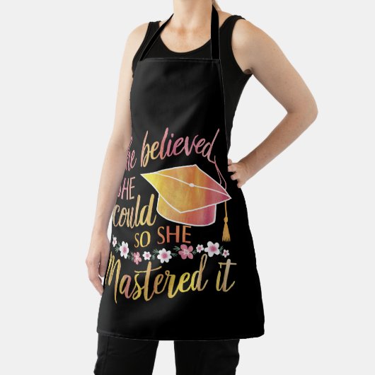 彼女信じは卒業をマスターすることができた エプロン (インサイチュ)
