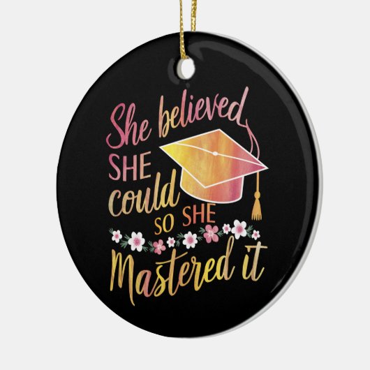 彼女信じは卒業をマスターすることができた セラミックオーナメント (左)