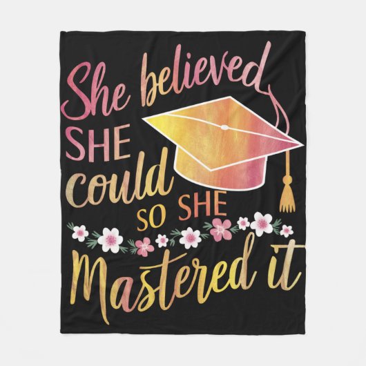 彼女信じは卒業をマスターすることができた フリースブランケット (正面)