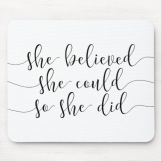 彼女信じは彼女の言う通りにした マウスパッド