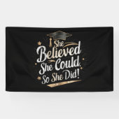 彼女信じは自分の卒業を遂げた 横断幕 (横)