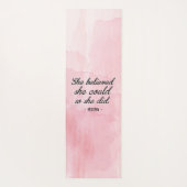 彼女信じは自分の意思を示しパーソナライズされたた ヨガマット (裏面)