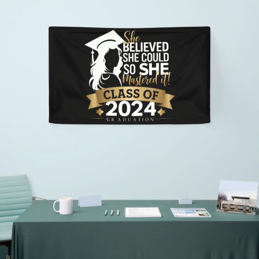 彼女信じは2024年にそれをマスターすることができた 横断幕 (トレードショー)