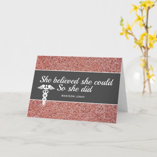 彼女信じは、ナースのピンクグリッターを卒業した カード (黄色い花)