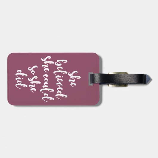 彼女信じは、彼女は引用文紫を行った ラゲッジタグ (裏面横)
