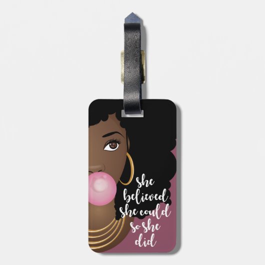 彼女信じは、黒人女性、ゴム紫色 ラゲッジタグ (裏面縦)