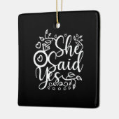 彼女結婚はYesと言う セラミックオーナメント (左)