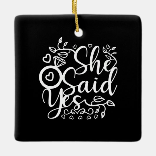 彼女結婚はYesと言う セラミックオーナメント (正面)