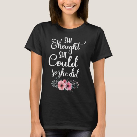 彼女考えは自分が1を行った Tシャツ (正面)