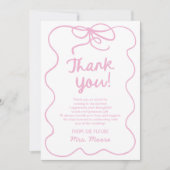 彼女、結婚式の準備中! 遊び心あふれるウェディングシャワーパーティ サンキューカード (正面)