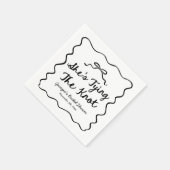 彼女、結婚式の準備中! 遊び心あふれるウェディングシャワーパーティ スタンダードカクテルナプキン (角)