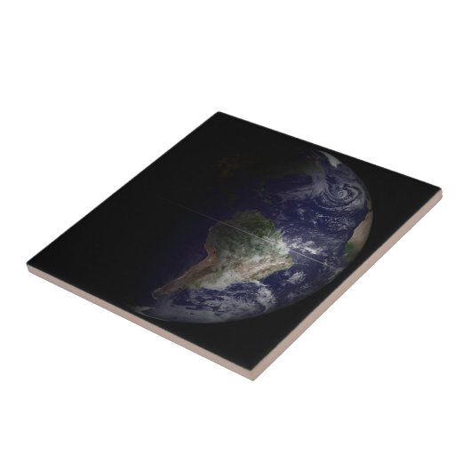 彼岸の地球。 タイル (側面)