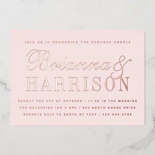 彼氏と彼女のカップルエレガントのシャワーバラ金ゴールド 箔招待状 (正面)