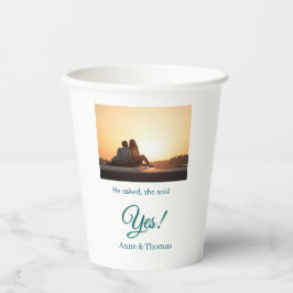 彼頼は彼女はyes写真の青婚約した緑と言った 紙コップ